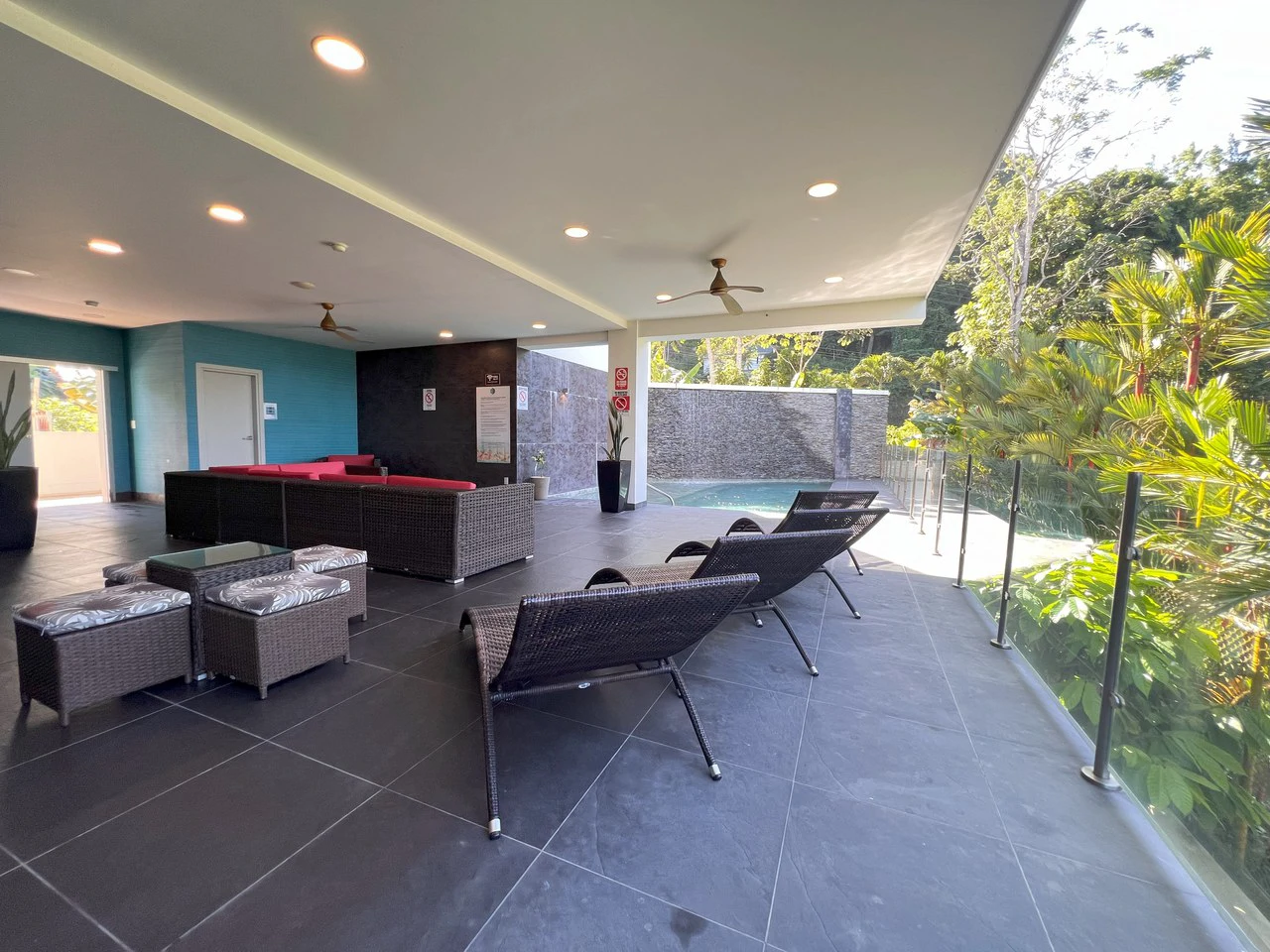 Sunset Boulevard: Stunning 2-Bedroom Oceanview Apartment for Sale in Sunset Blvd, Jaco Beach - Gallery image 14