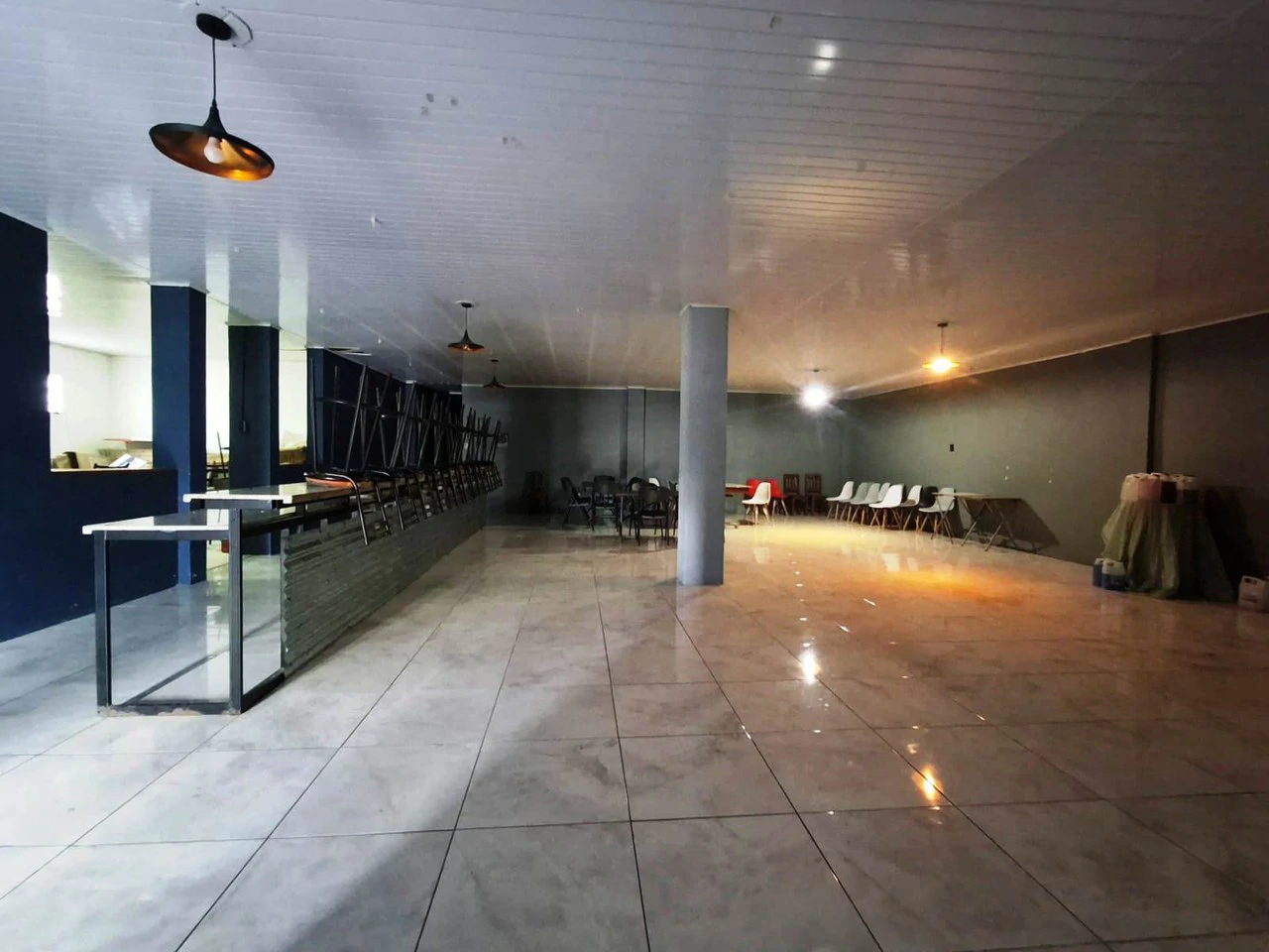 RARE Downtown Commercial: 2 level Commercial building in the heart of Grecia! - photo 10
