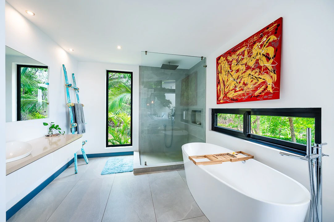 Casa Kalachuchi: Gorgeous Modern Jungle Oasis with Sunset Views in Gated Community - Gallery image 17