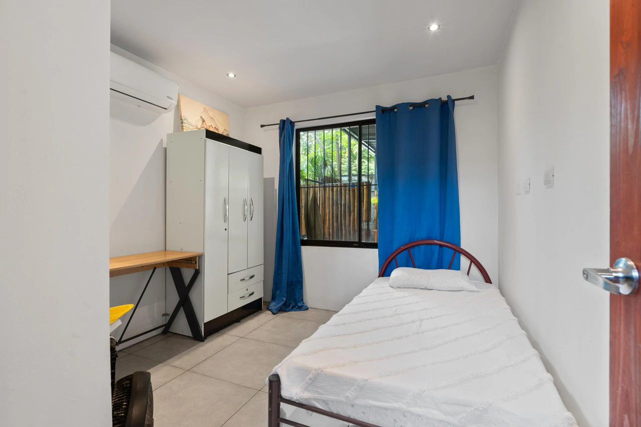 Rare Residential + Commercial: Investment Combo on Key Corridor - Gallery image 22