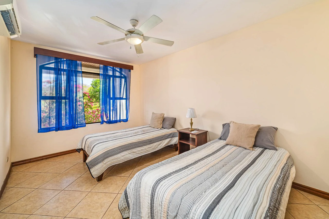 Colinas de Golf #23: 2BR Townhome 10Min Drive to Playa Grande - Gallery image 15