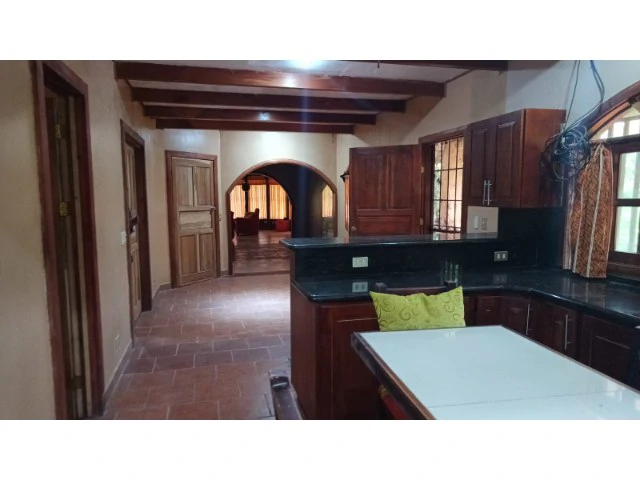 Tamarindo horse farm with two houses, a barn in the best natural setting - Gallery image 13