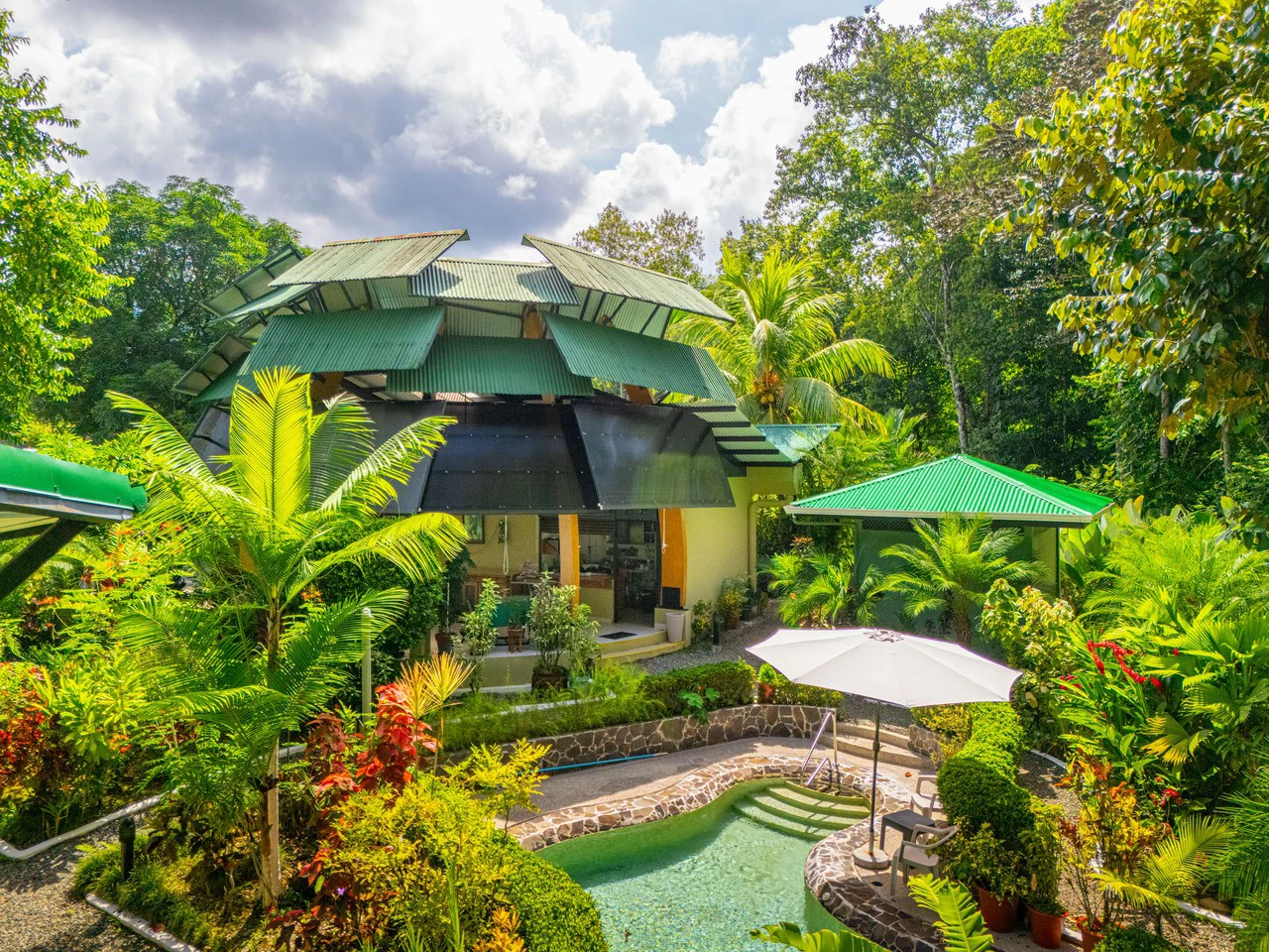 Yaba Chigui: Turnkey Riverside Eco-Resort or Private Family Compound in Ojochal - Gallery image 4