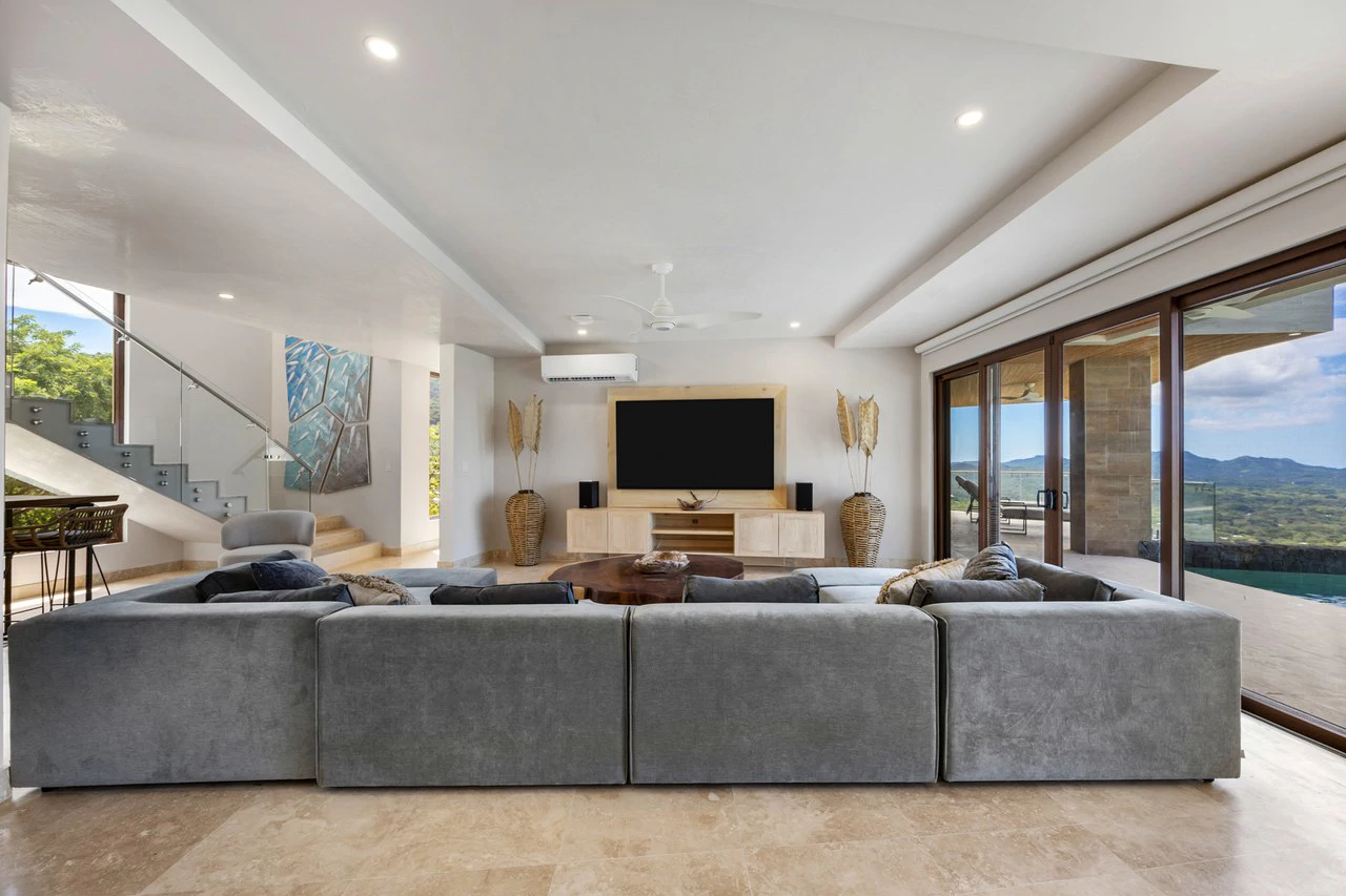 Casa Manta Ray: Indulge in Luxury with Stunning Flamingo Beach Views! - Gallery image 7