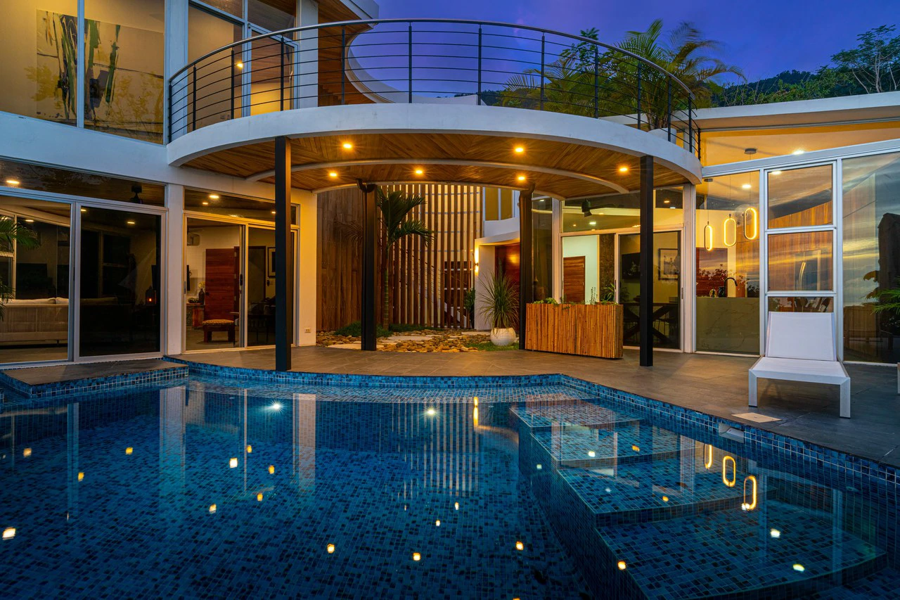The Glass House. Sustainability, Luxury and Nature. - Gallery image 8