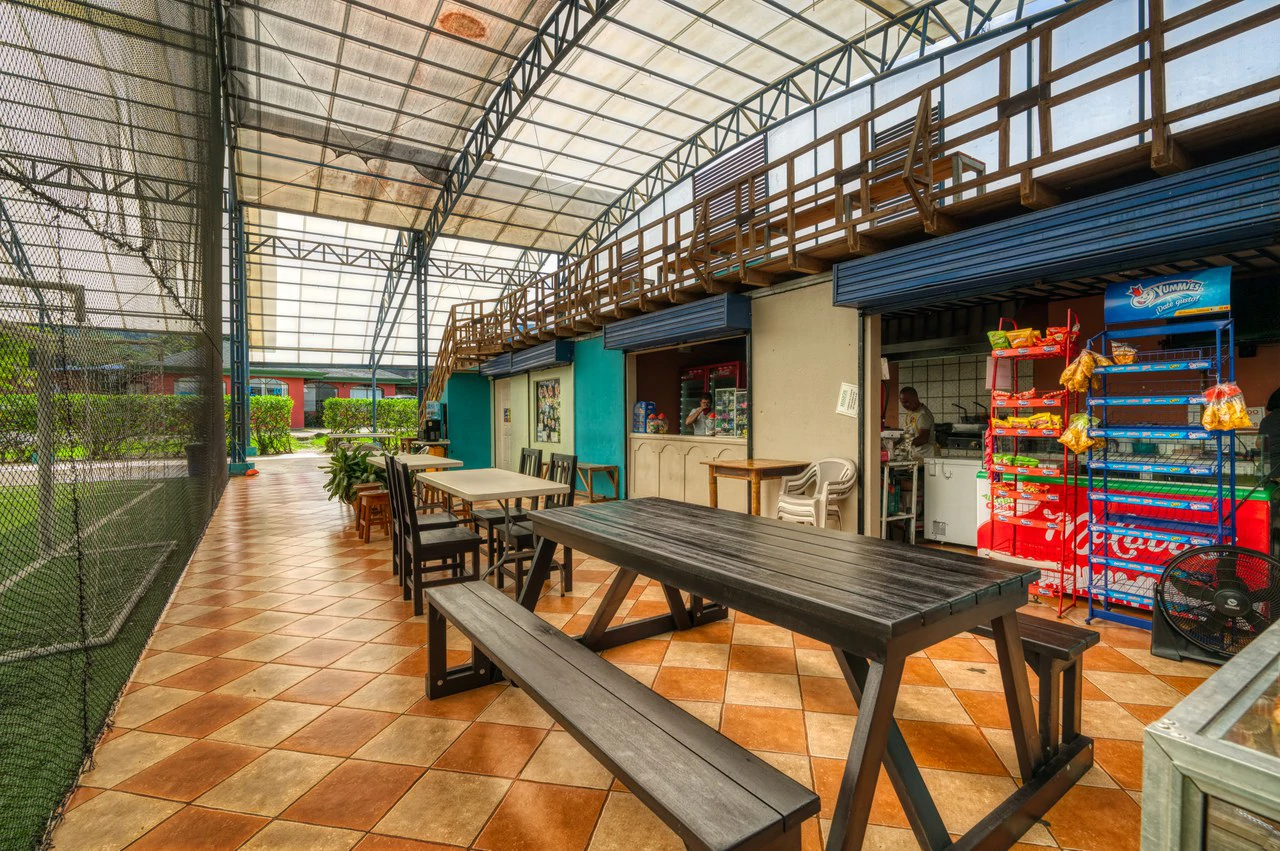 THRIVING SPORTS AND COMMERCIAL BUSINESS WITH OWNER FINANCING OPTION: Rincon Uvita - Gallery image 17