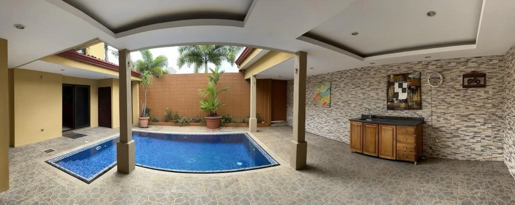 House For Sale in San Antonio - Gallery image 26