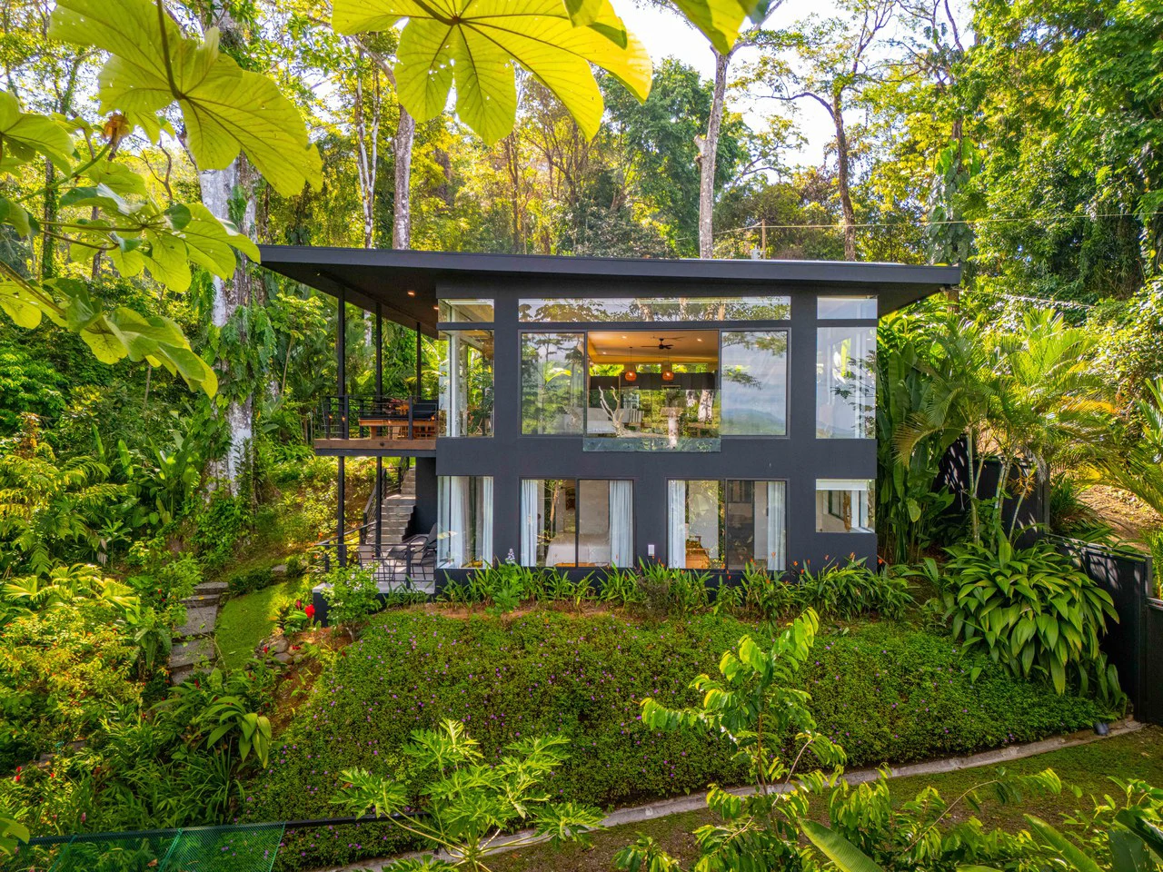 Escaleras Modern Elegance with Ocean Window Views and Jungle Tranquility, Dominical Costa Rica - Gallery image 6