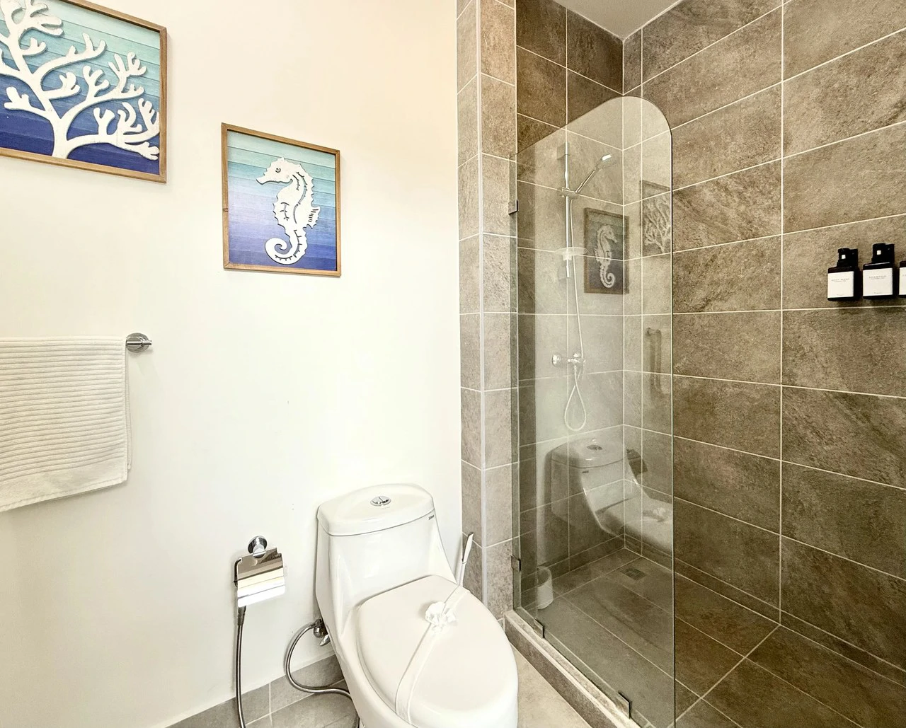 AZUL DEL MAR 34: $199,000 USD: with one-of-a-kind location with private beach, security, and amazing amenities!: Luxury resort-style living. Furnished and Financing Available - Gallery image 14