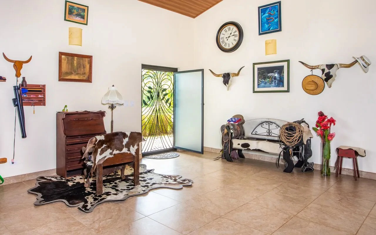 209 ACRES – 3 Bedroom 180 Degree Ocean View Home, Pool, And At Least 4 More Ocean View Building Sites!!!! - Gallery image 17