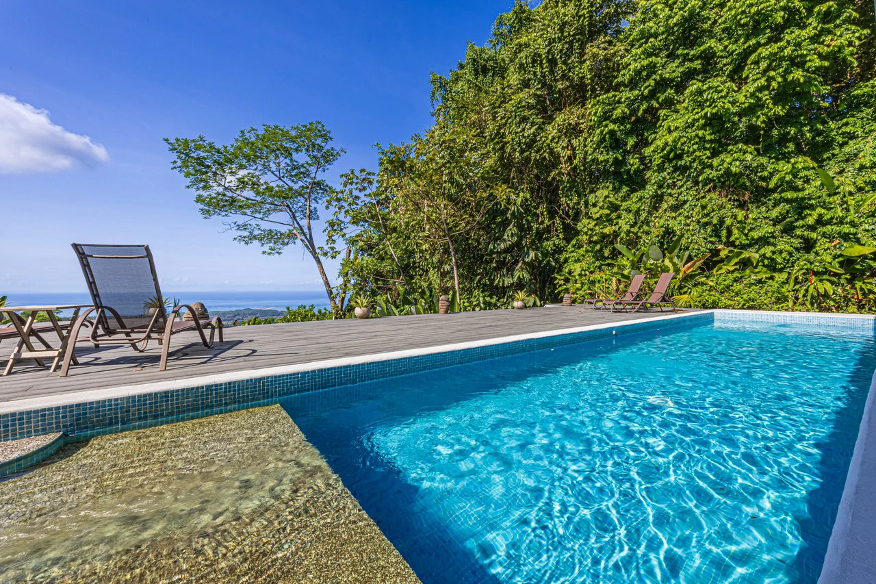 Uvita Ocean and Whale Tail View Modern Home on 3.64 Acres in Exclusive Enclave - Gallery image 14
