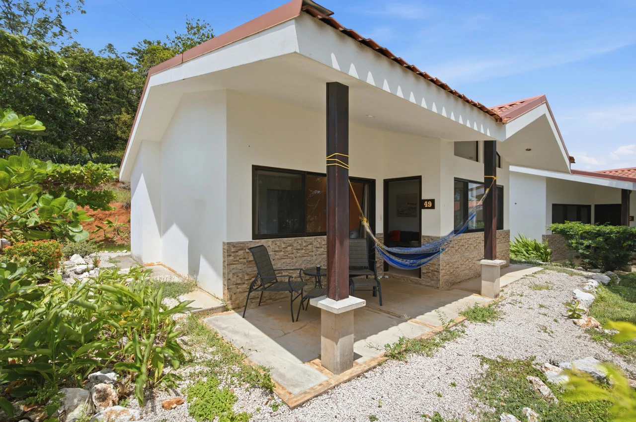 Villa 49: Turnkey 1 Bed Villa, Gated Playa Lagarto Eco Development - photo 7