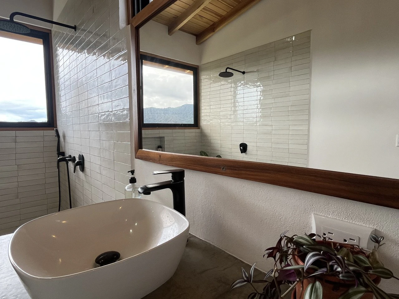 Best Exclusive Ocean and Mountain View Home in San Miguel de Coyote - Gallery image 22