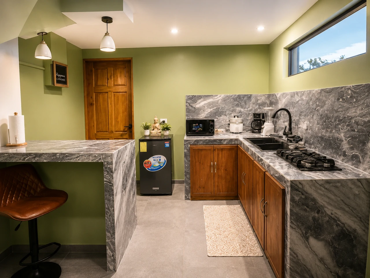 2-Bedroom Home with 3 Fully Furnished Apartments In Puerto Jimenez - photo 17