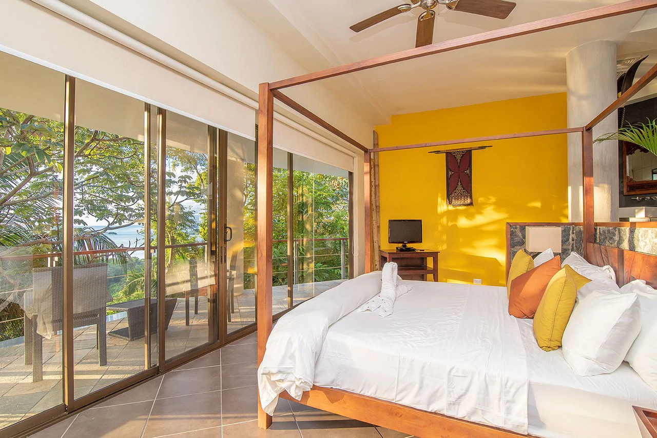 Villa Perezoso - 4 homes combined into 1: Mountain House For Sale in Manuel Antonio - Gallery image 18