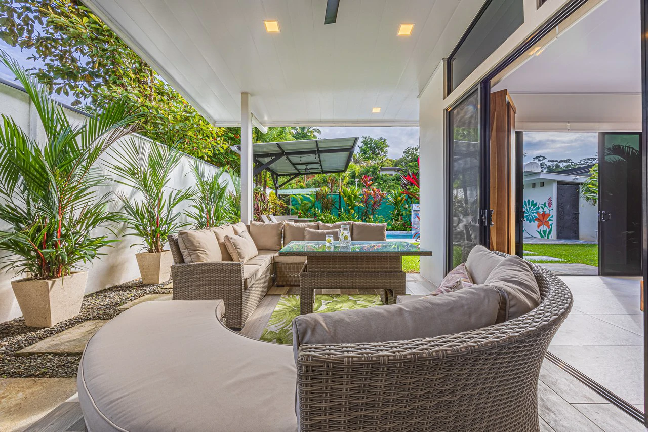 Elegant Tropical Home | 5 Minutes from Marino National Park: Near the Coast House For Sale in Bahía Ballena - Gallery image 57