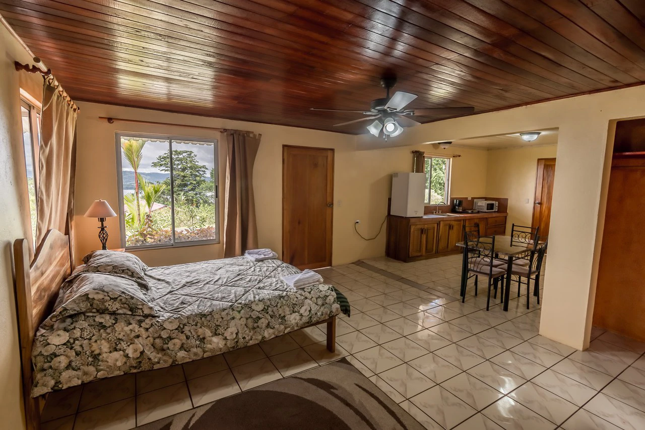 Nepenthe B&B: Hotel / B&B in the Rain Forest with spectacular views of Lake Arenal & Volcano. - Gallery image 30