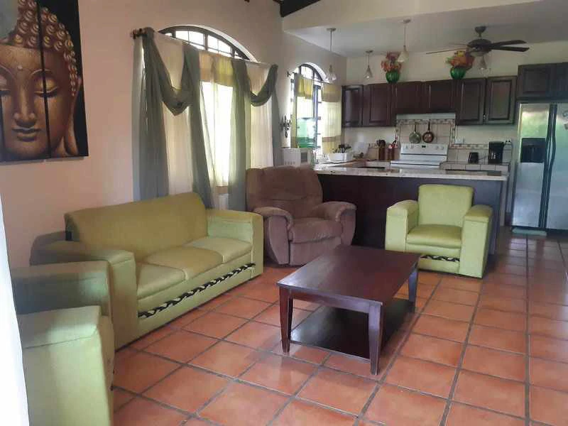 Casa Tropical Breezes: Walk to the Beach from a Secure Gated Community in Bejuco! - Gallery image 4