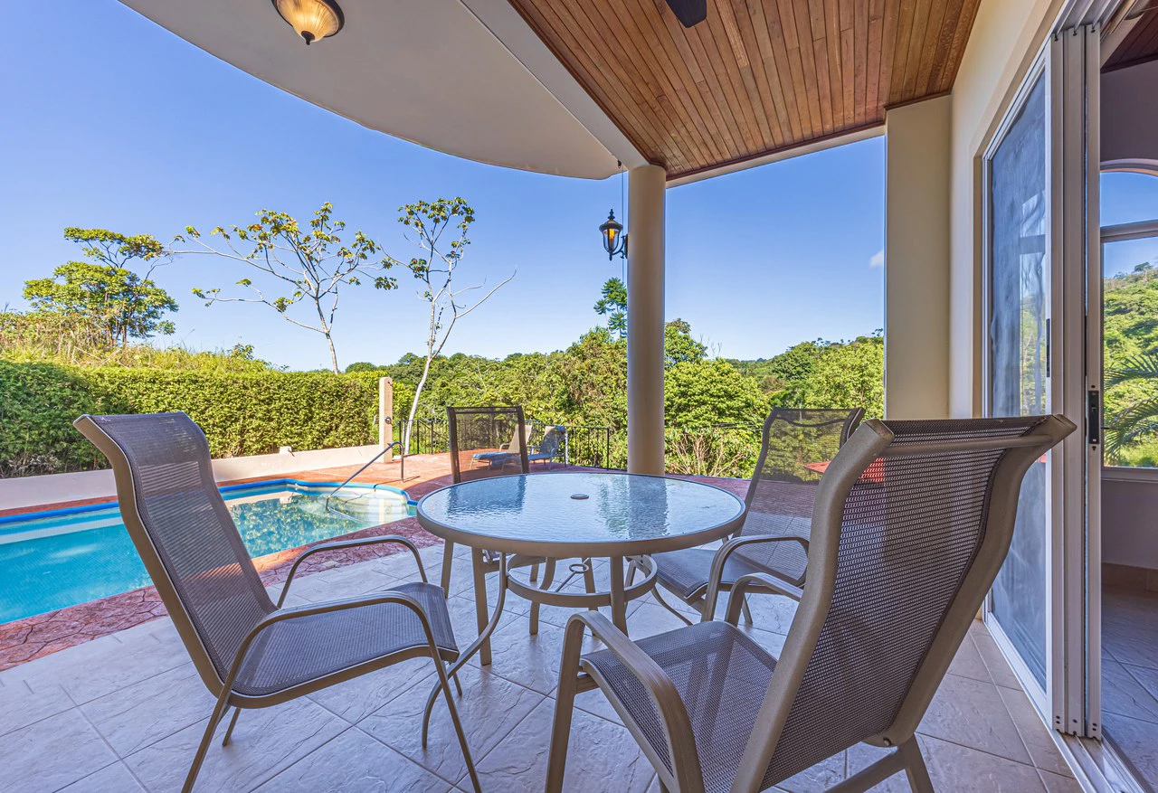 Elegant 3 Bedroom + Office Jungle Home in Puesta Del Sol, Ojochal - Gallery image 42