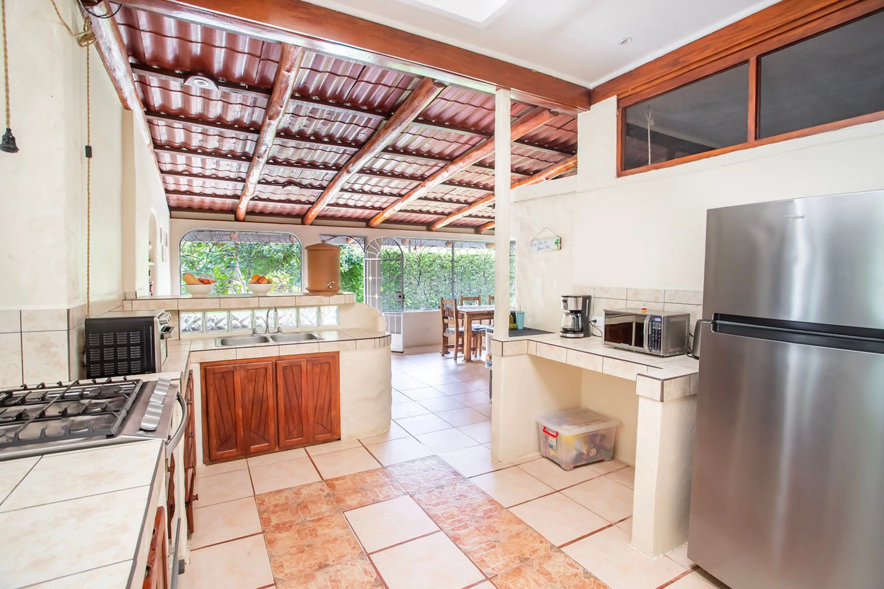 0.81 ACRES – Turn-Key Riverside Business & 3 Bedroom Home Near Dominical!!!: Near the Coast and Riverfront Hotel/Resort/Hostel For Sale in Dominical - Gallery image 6
