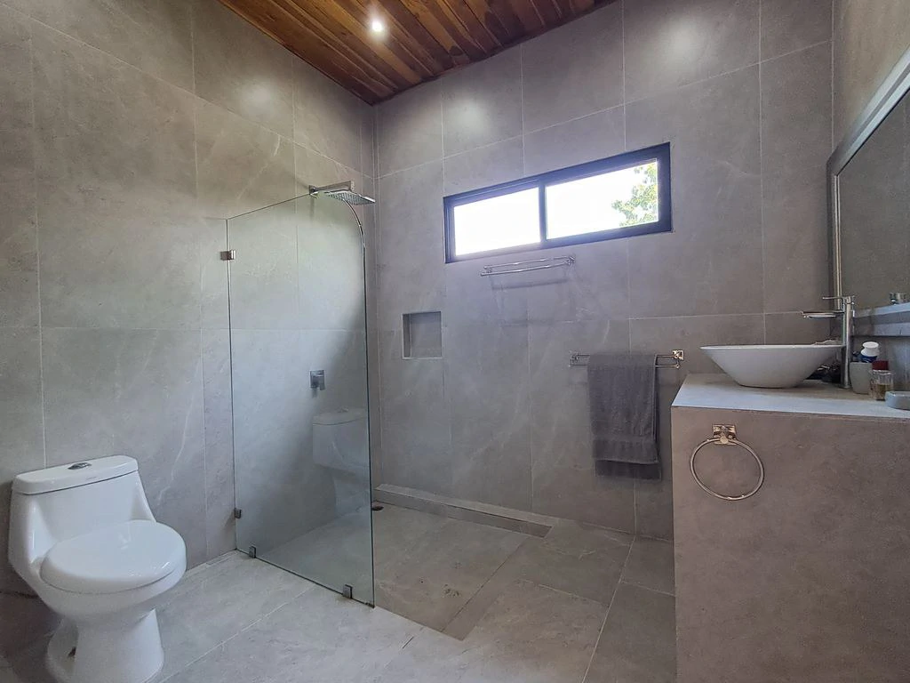 Casa Olli: Modern Property Within Walking Distance of Buenavista Beach - Samara - Gallery image 18