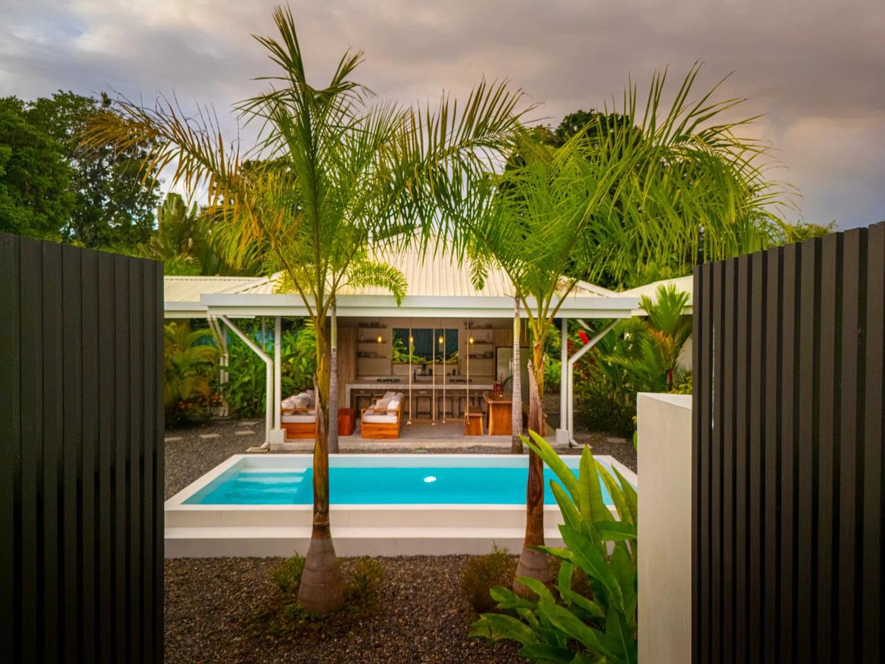 Income Ready Boutique Investment near Whale's Tail Beach - Gallery image 9
