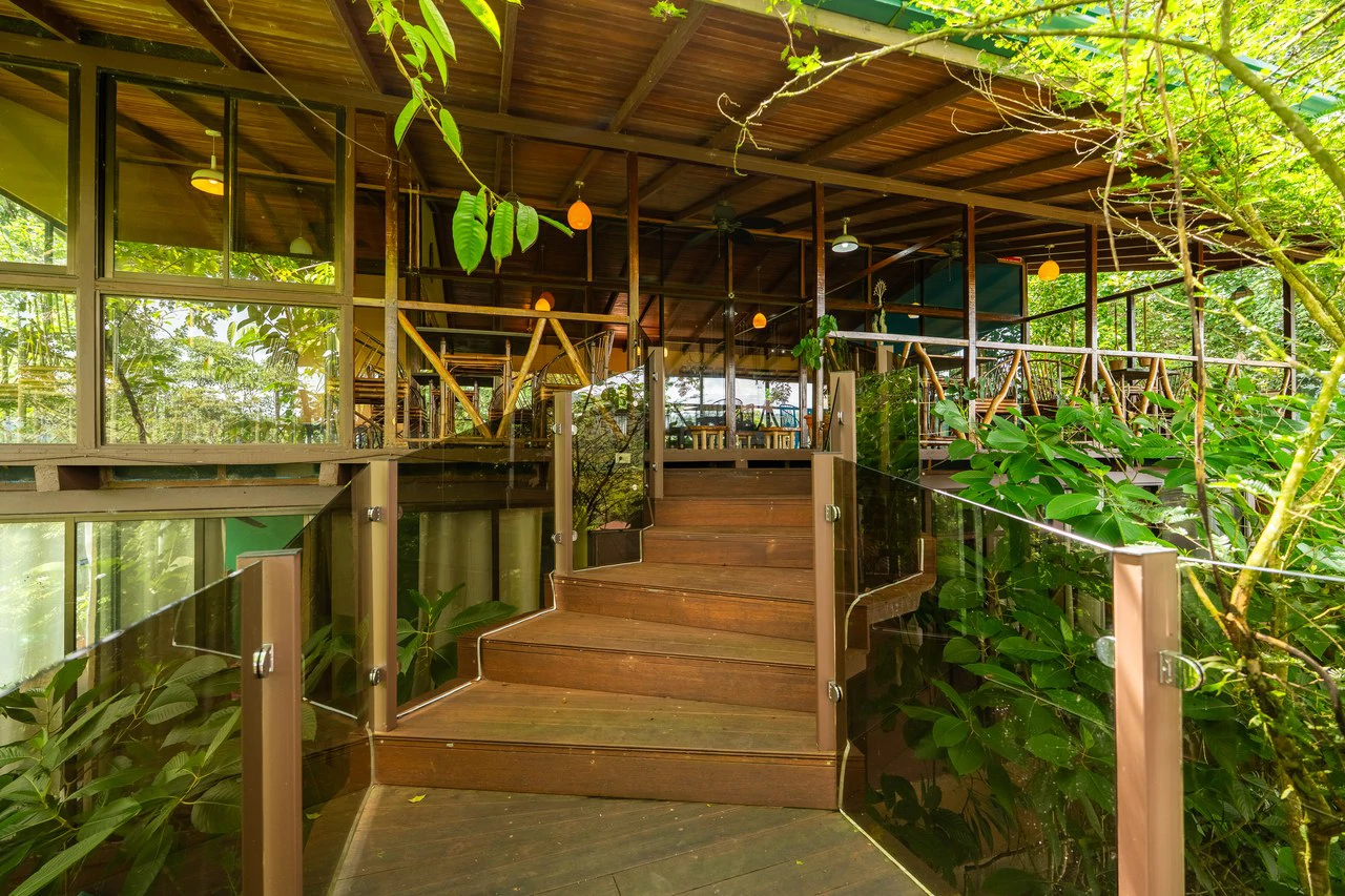 Prime 7.8 Acre Commercial Property with Restaurant for Sale in Costa Rica - Gallery image 38
