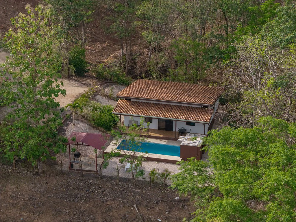 Villa Los Monos: High-Income 9-Unit Rental Property Near Playa Grande - Gallery image 97