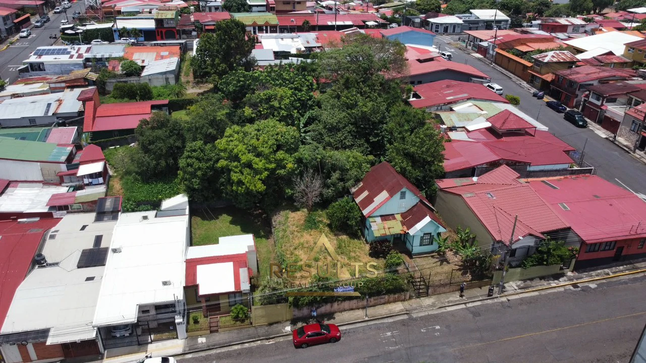 RARE City Comercial!: Commercial Opportunity close to the CENTRAL PARK! - photo 2