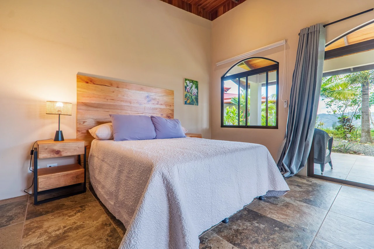 Sunset Ocean View Home on 2.6 Acres Platanillo - Gallery image 24