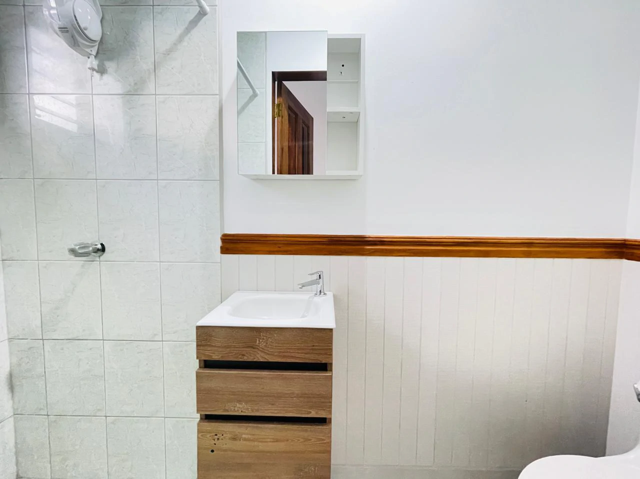 3 Bedroom apartament for sale with appliances in Trejos Montealegre Escazu Costa Rica - Gallery image 15