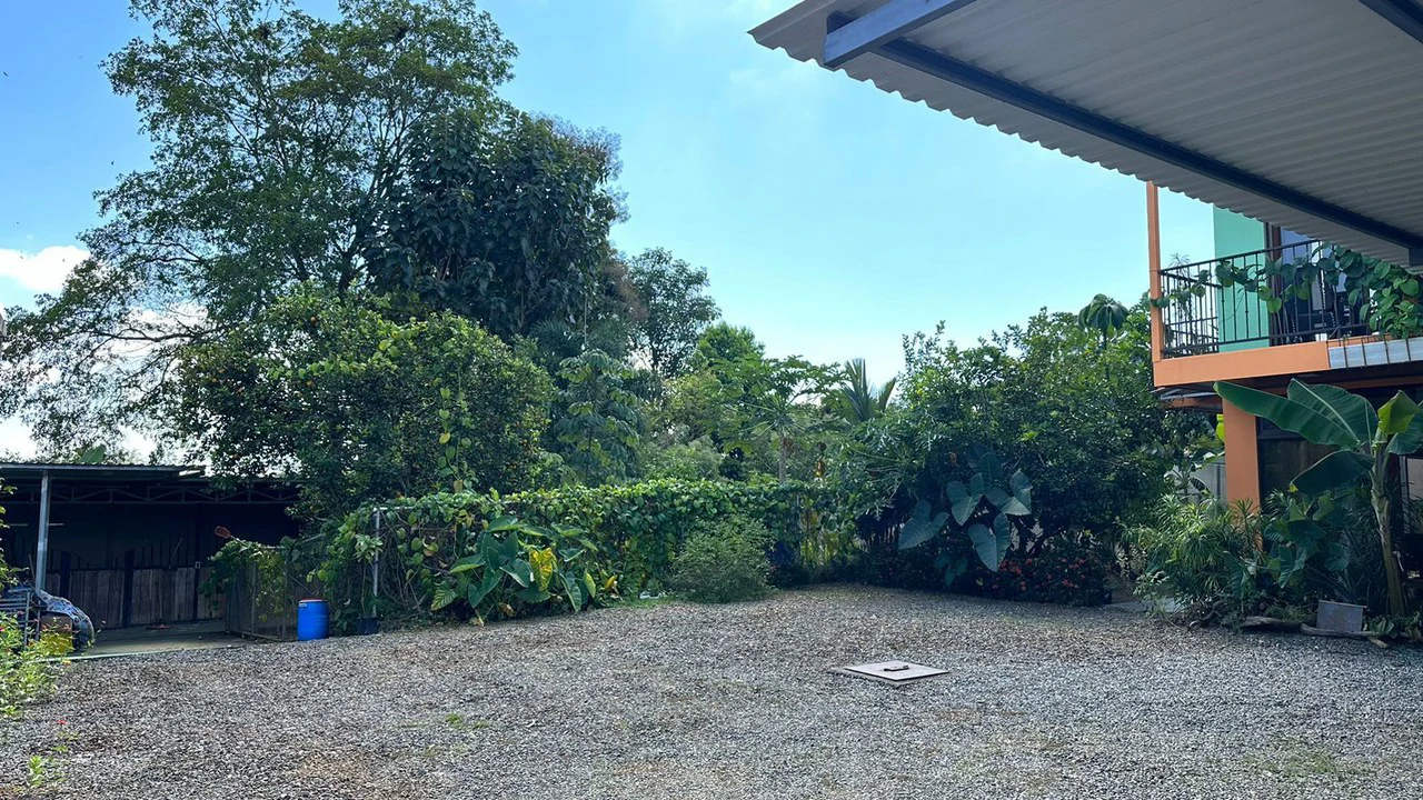 Panoramic Valley View Home with Direct Mount Chirripo Views Near San Isidro - Gallery image 27
