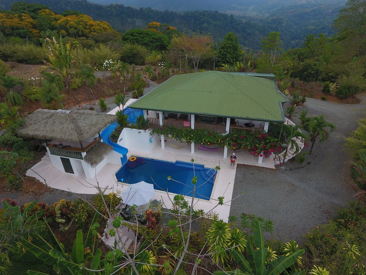 2.7 ACRES – 3 Bedroom Home With Great Mountain View, 2 Pools With Waterslide, 2 Wheel Drive Access!!! - Gallery image 23