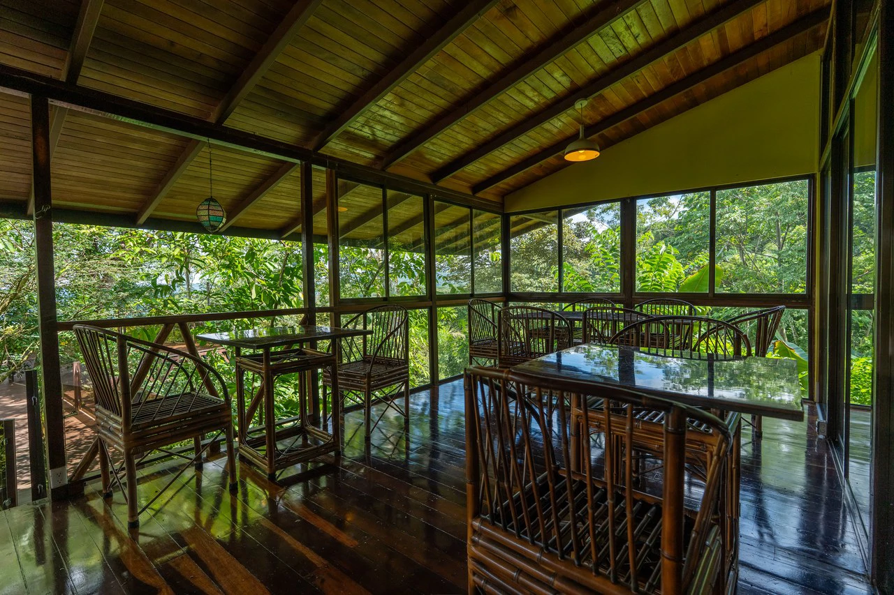 Prime 7.8 Acre Commercial Property with Restaurant for Sale in Costa Rica - Gallery image 27