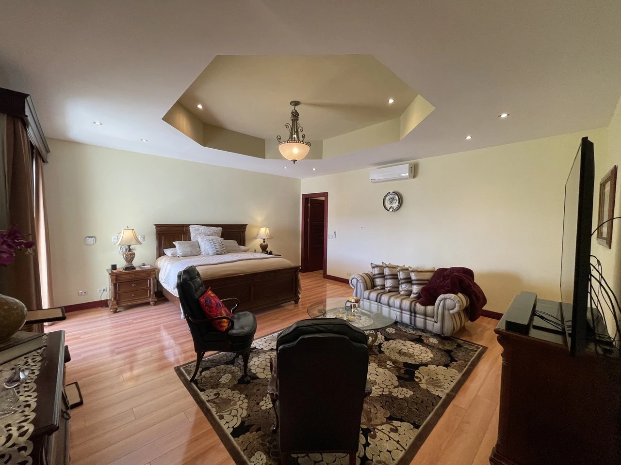 Dona Rosa: House For Sale in Bosques de Doña Rosa - Gallery image 14