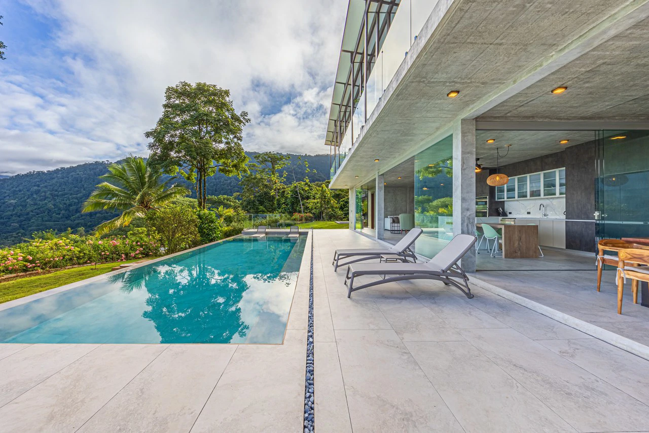 A True Estate Beyond Compare, Ocean Views For Miles: Mountain House For Sale in Uvita - Gallery image 29
