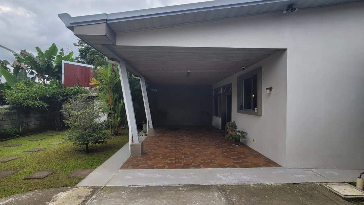 Modern Home With Large Garden – Sarchí, Alajuela - Gallery image 14