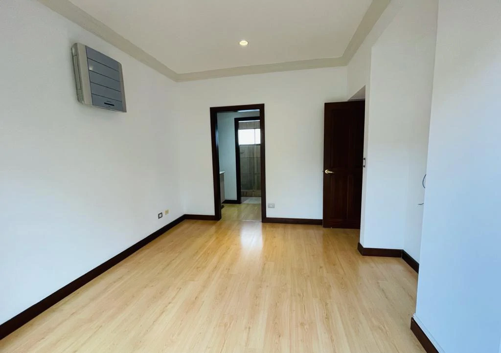 Sale of Apartment in Brasil de Mora San José Costa Rica - Gallery image 14