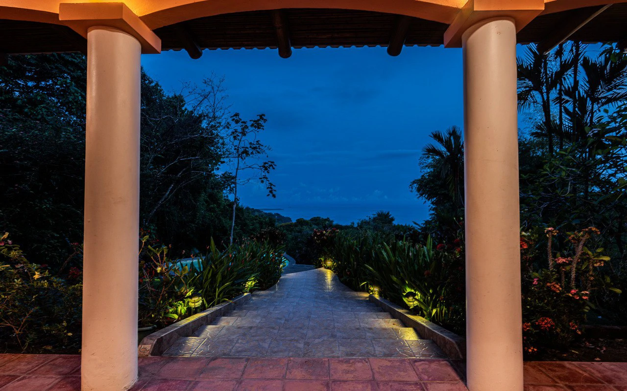 Whale's Tail Ocean View Estate with Extra Lot in Between Uvita and Dominical - Gallery image 69