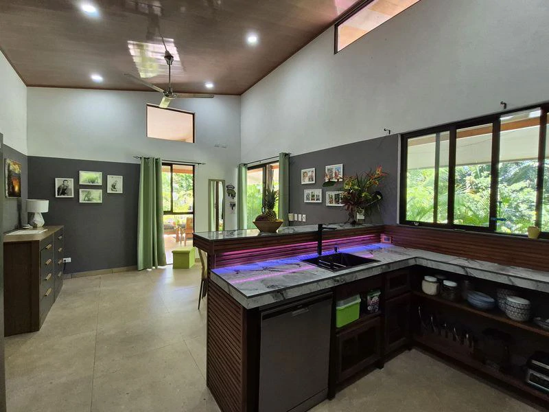 Entre Palmas Retreat: Near the Coast House For Sale in Playa Samara - Gallery image 12
