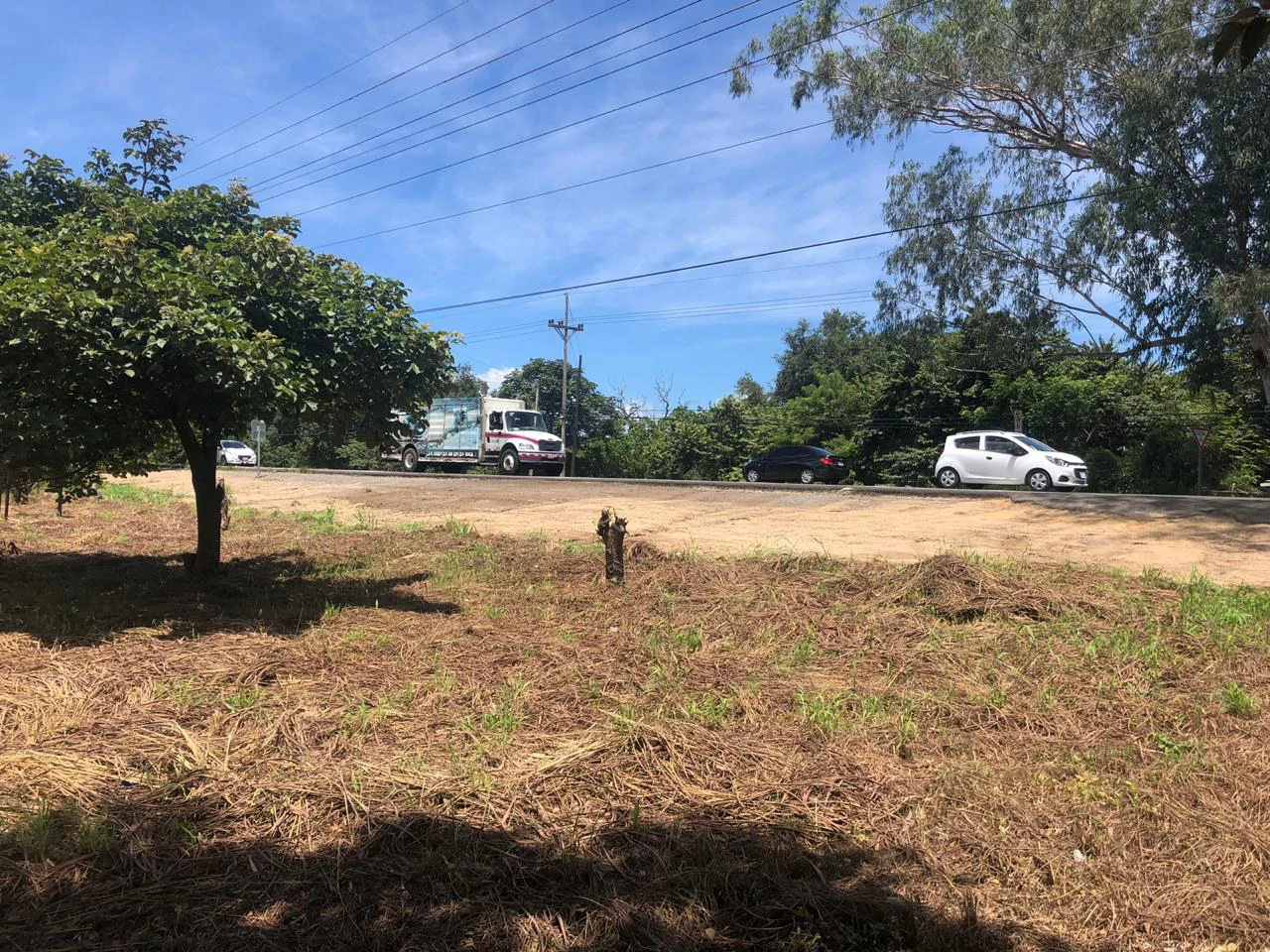 Commercial property in front of Delegation Transit, Liberia - Gallery image 10