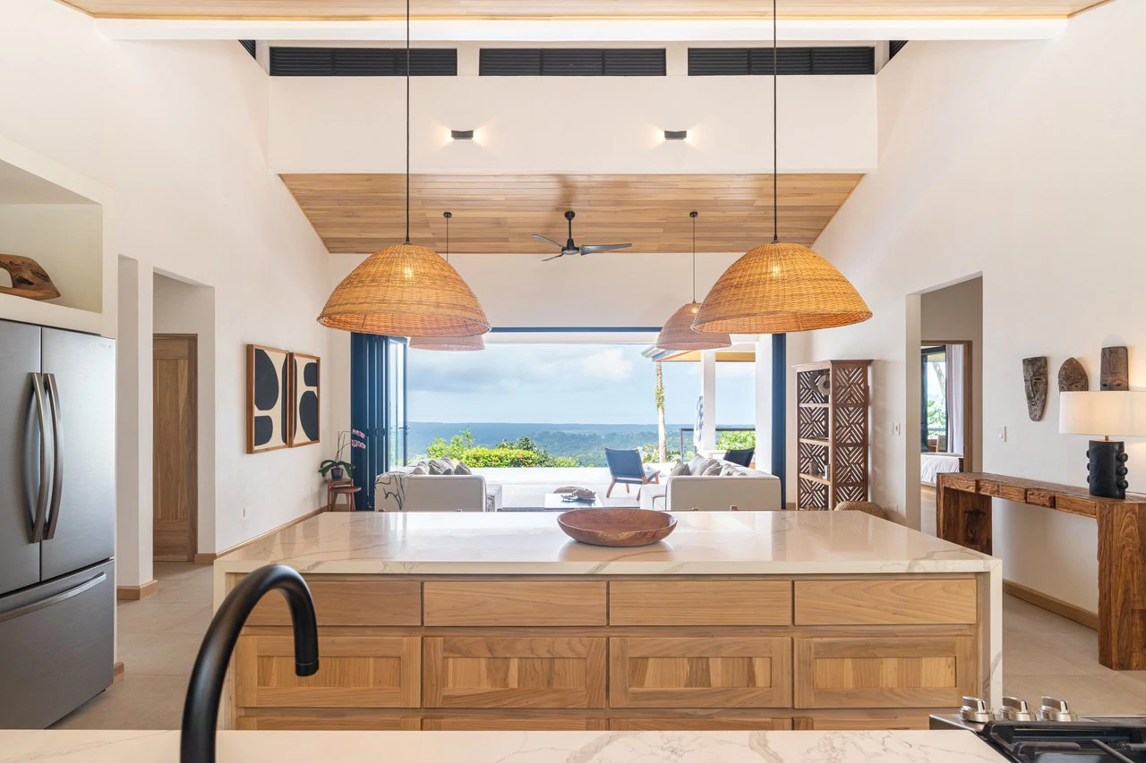 Casa Amarilla – Oceanfront Luxury Meets Sustainable Living in Tres Rios: Mountain House For Sale in Tres Rios - Gallery image 10