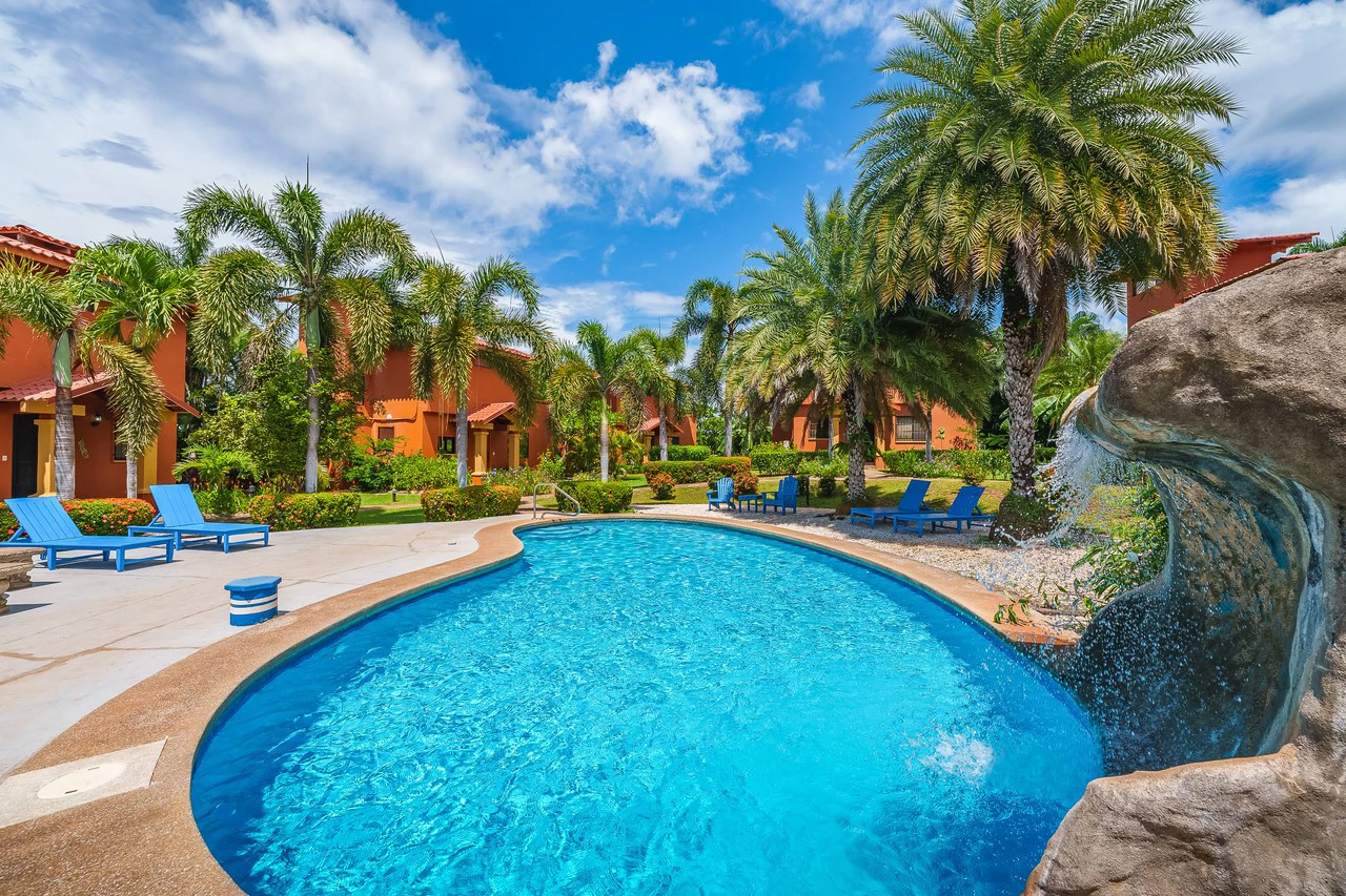 Iguana Villas #7: Turnkey 2BR Villa Near White Sand Beach - Gallery image 4