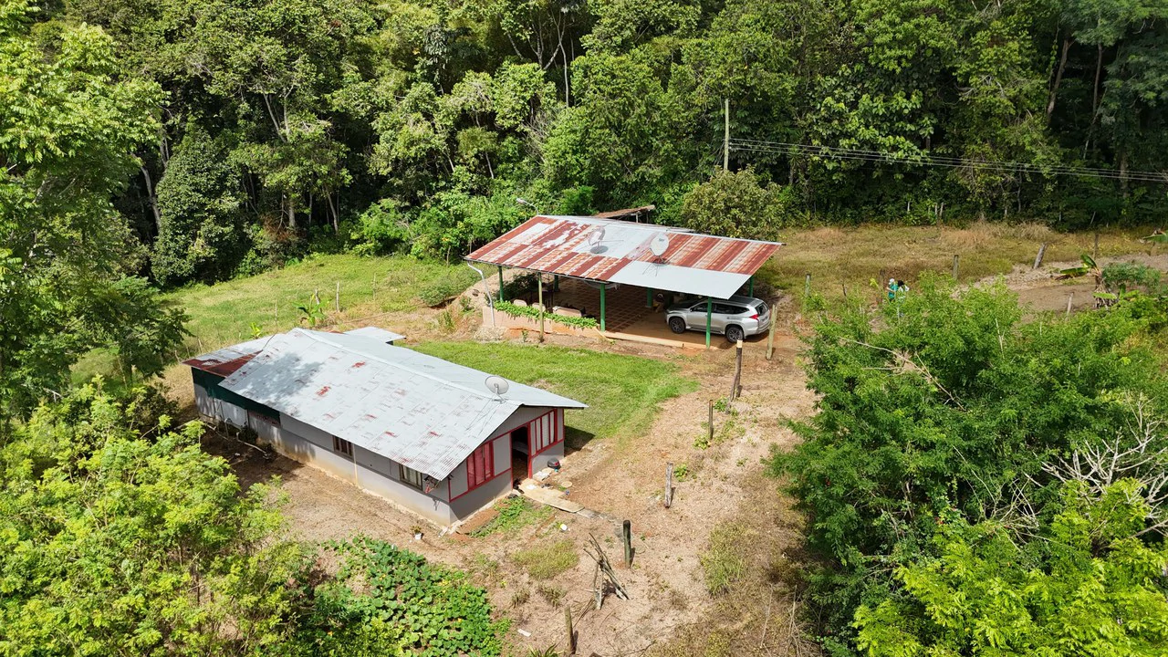 Se vende propiedad con casa tradicional en La Ceniza: Home Construction Site For Sale in La Ceniza - Gallery image 6