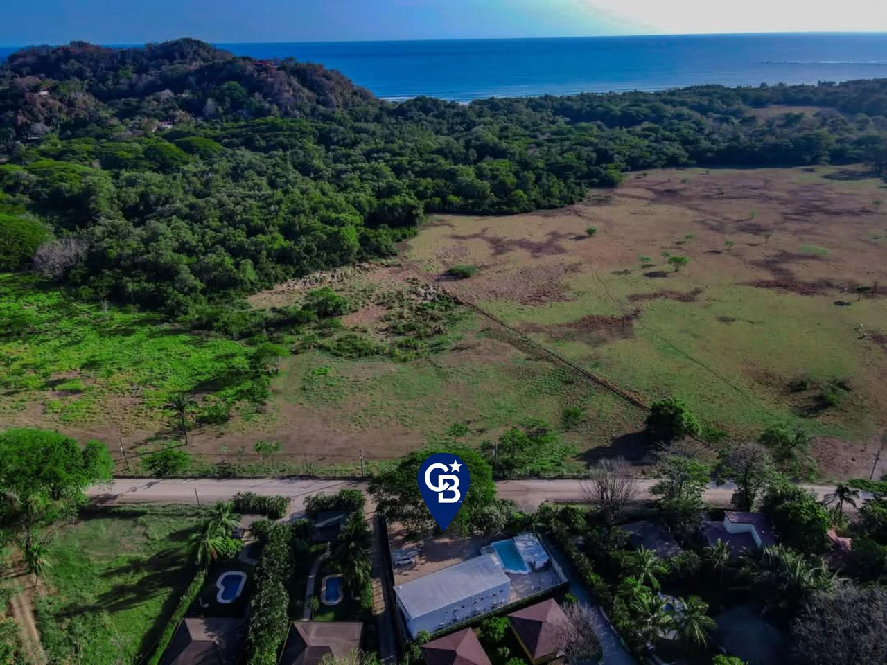 Cantarana Studios: Multiunit Property with tons of Potential - photo 2