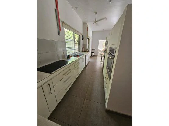Beautiful house amidst the mountains, full of peace and tranquility - Gallery image 3