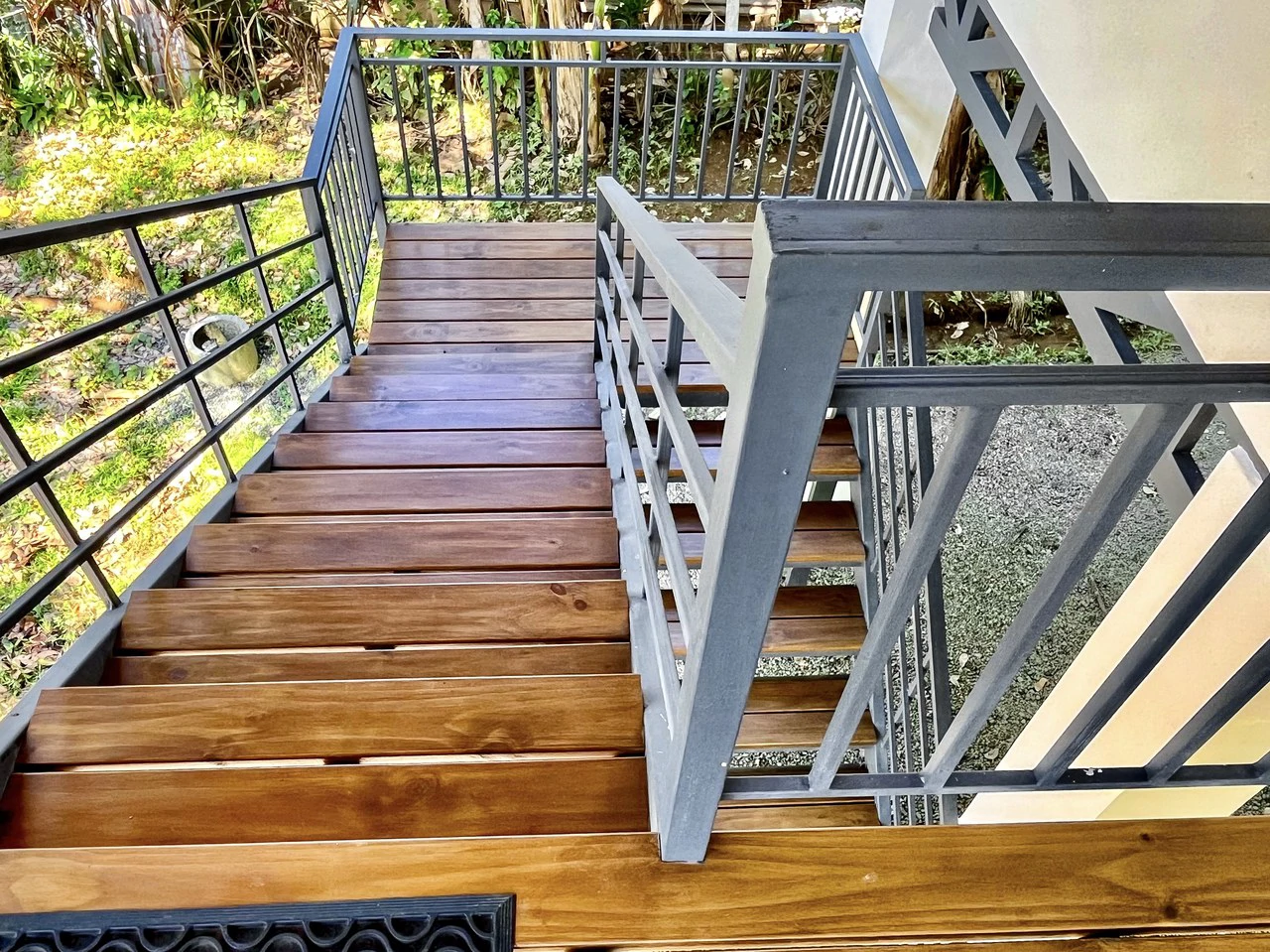 .075 ACRES – 2 Bedroom New Construction Home, Walk to the River, 5min to Playa Matapalo, 15min to Dominical!!!! - Gallery image 24