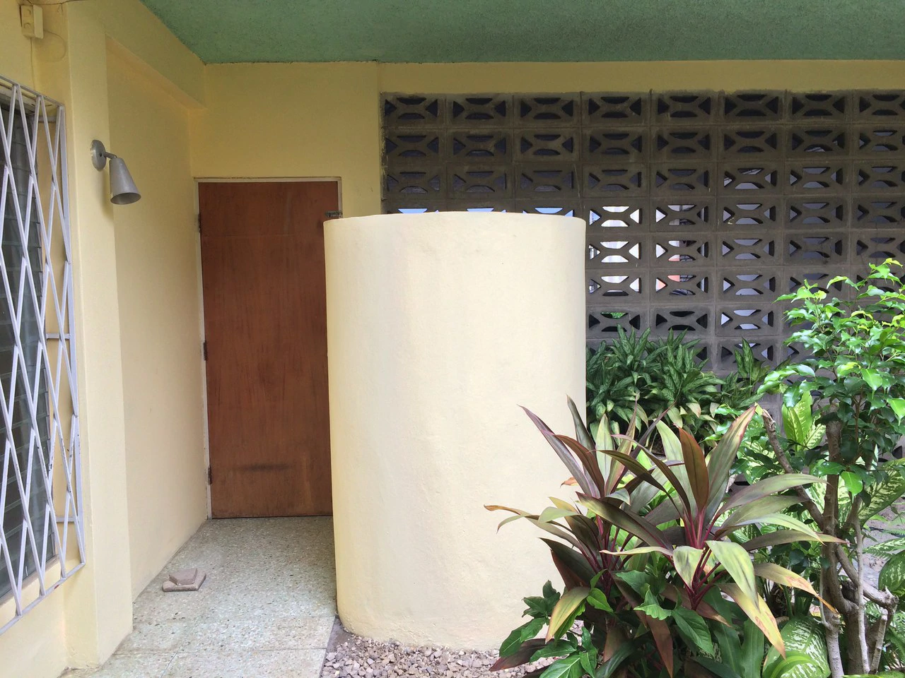 Casa grande con 8 Habitaciones: Big house with 8 rooms in pure center of Liberia - Gallery image 8