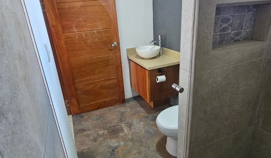 VILLA  AMANDA: Urban Style Home in Rural Setting - Gallery image 14