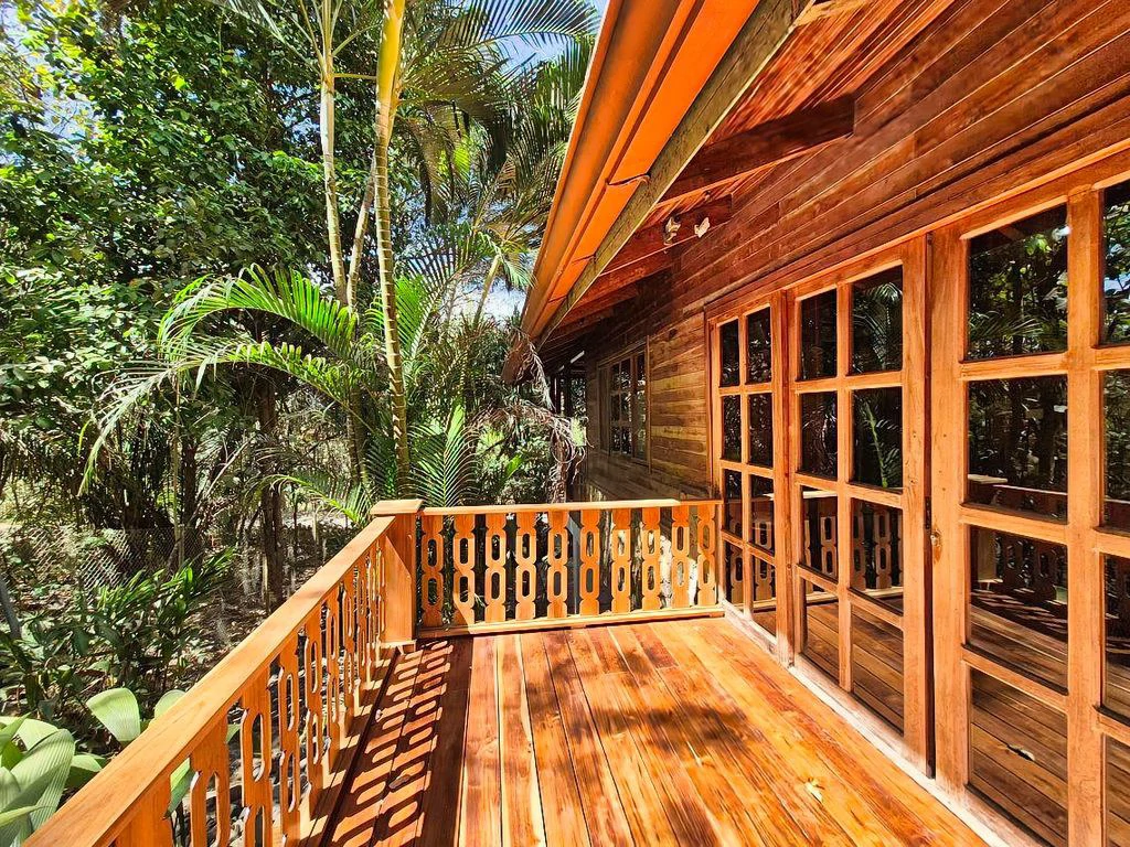 Casa Mango: Charming Teak Home in a Tropical Setting Near Sámara - photo 4